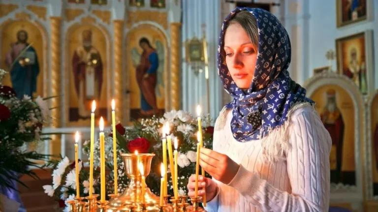 Чи можна в церкву в штанах: відповідь, яка знімає всі сумніви